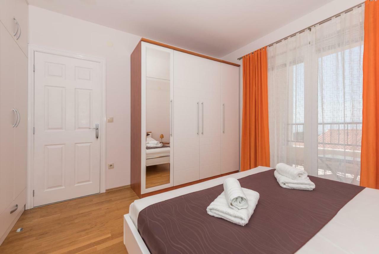 Apartments Naja Makarska Kültér fotó